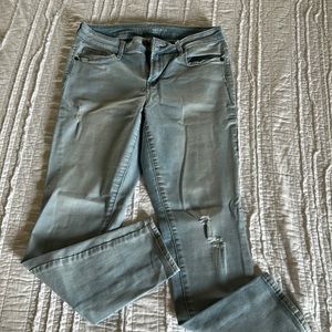 Mid Rise Light Wash Skinny Jeans BOGO FREE!